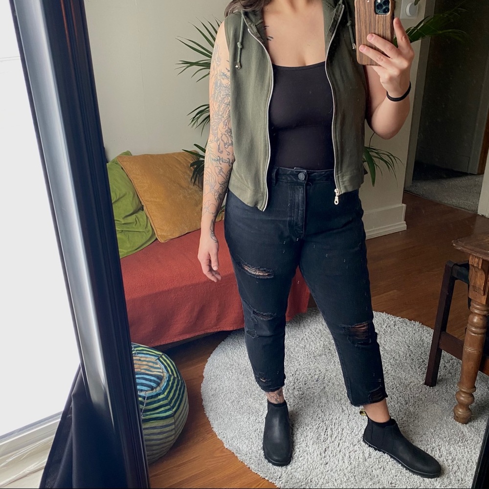 Fashion Bug olive cropped sleeveless zip up hoodie